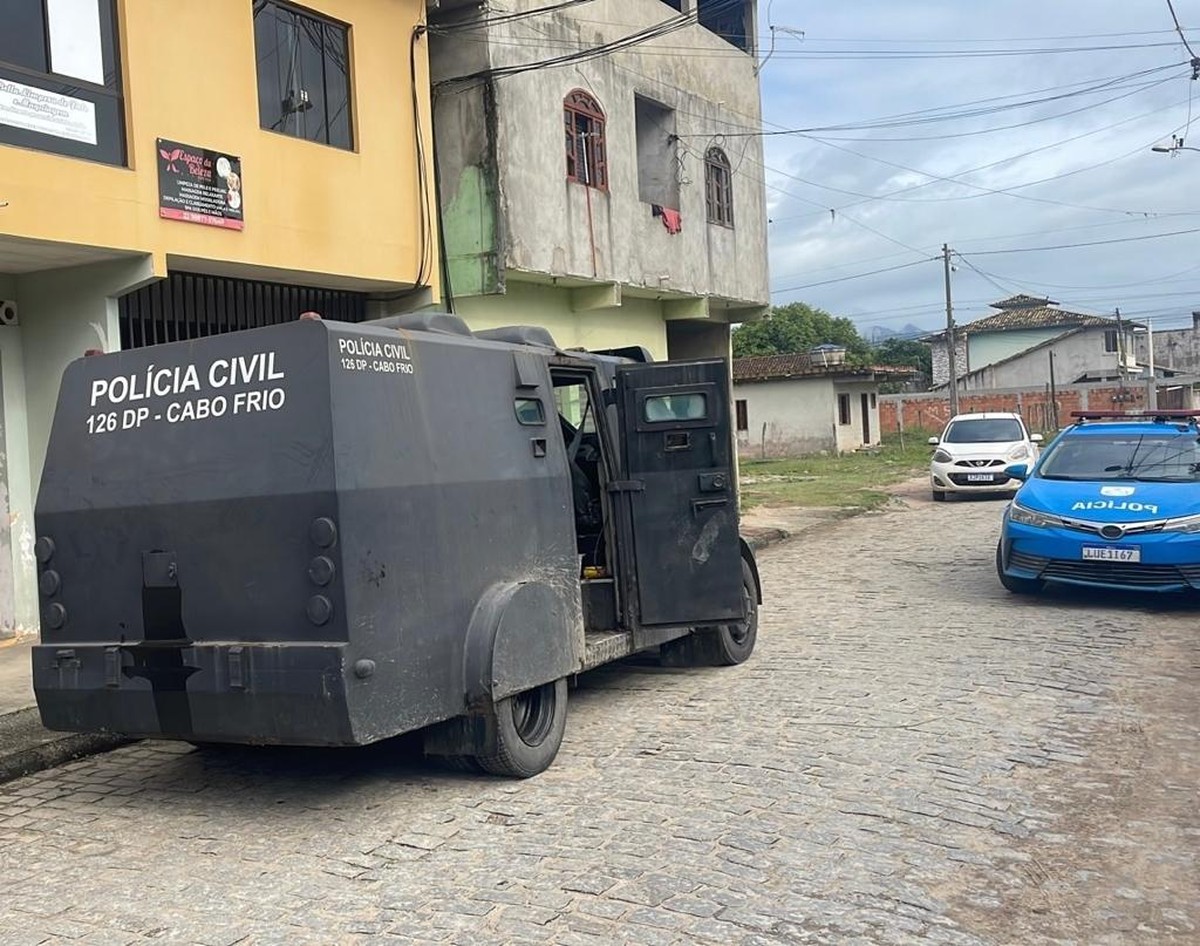 Criança é resgatada após ser tirada da avó pelo 'tribunal do tráfico' em Cabo Frio, RJ, diz polícia | Região dos Lagos