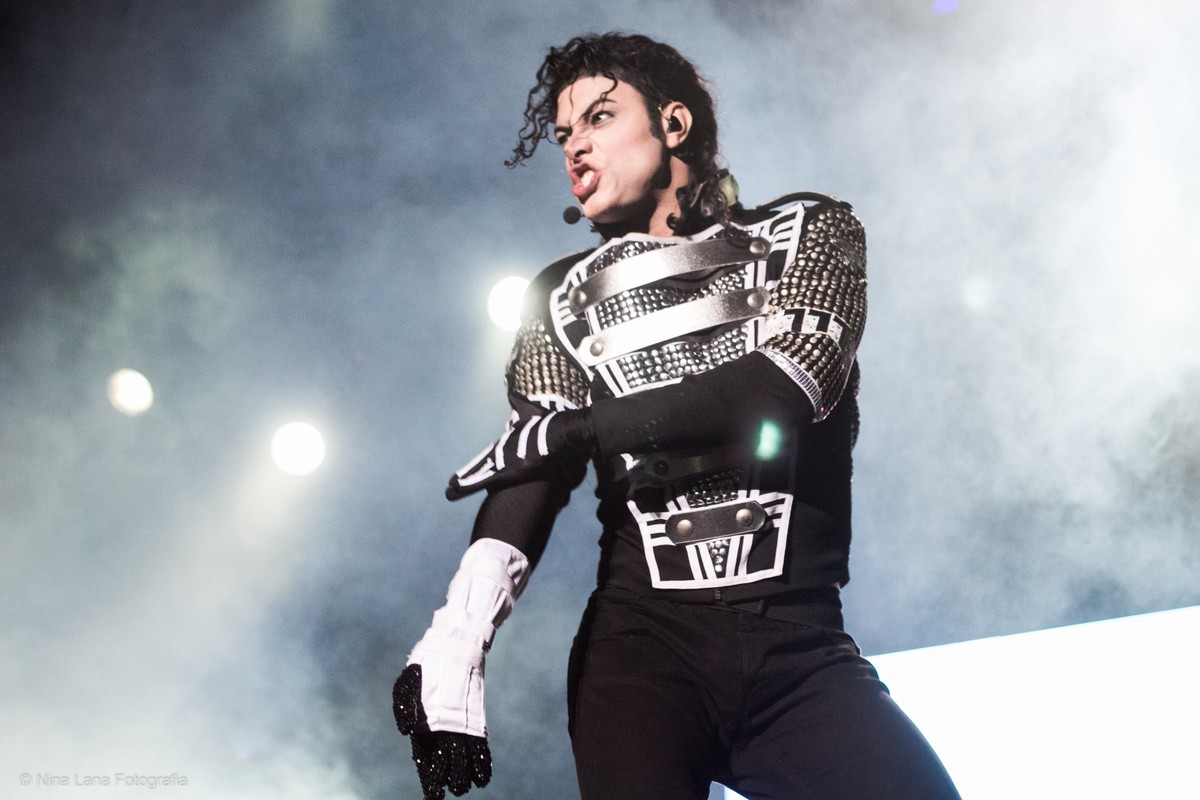 Cover de Michael Jackson, Rodrigo Teaser se apresenta no Festival de Covers de Rio das Ostras, no RJ | Região dos Lagos