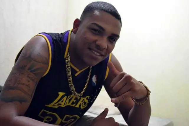 MC é preso em São Gonçalo acusado de roubo a uma residência | Enfoco