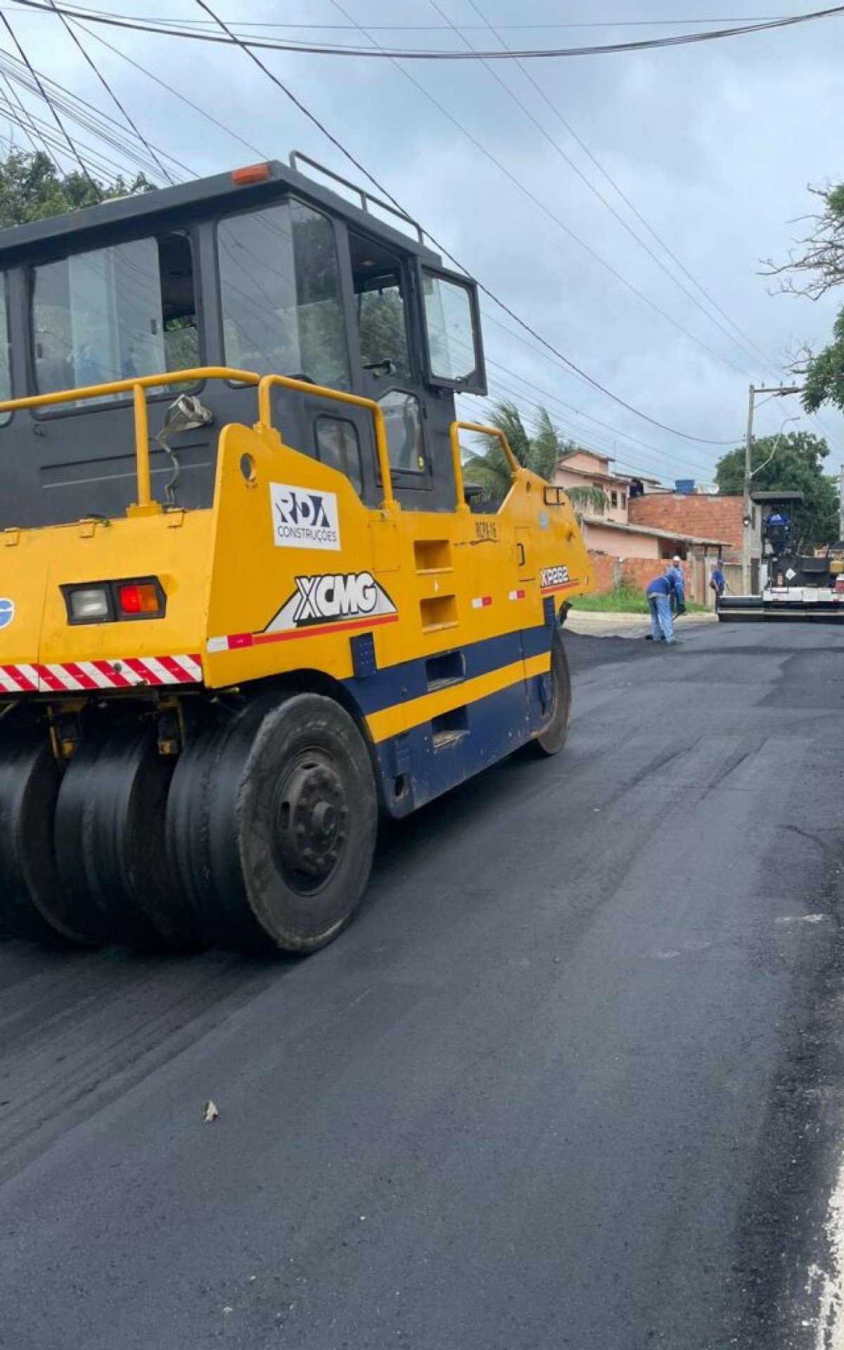 Prefeitura de Búzios inicia pavimentação asfáltica no Arpoador da Rasa | Búzios