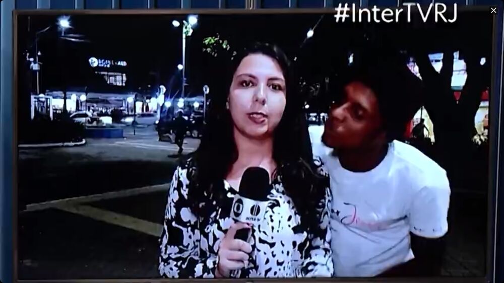 Homem que tentou beijar repórter da Globo é localizado pela polícia | Enfoco