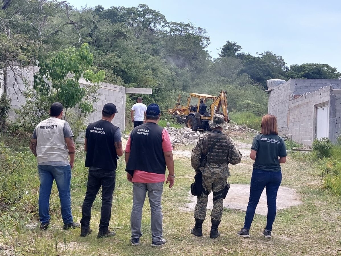 Cabo Frio age contra construção irregular no bairro Monte Alegre