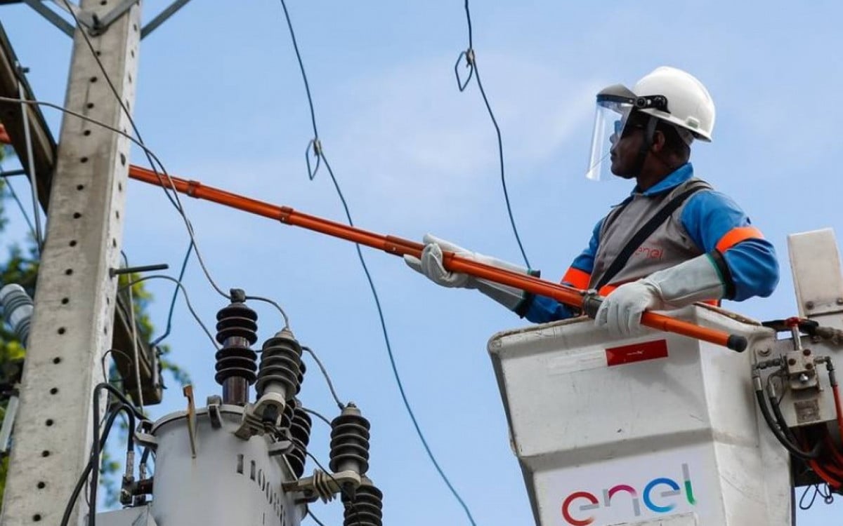 Justiça de Macaé: Enel sob pressão para restaurar serviços de energia | Macaé