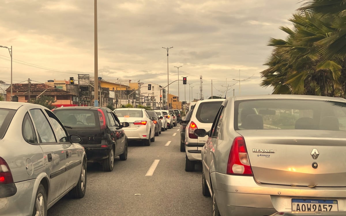 Falhas nos semáforos de Rio das Ostras causam confusão e aumentam riscos no trânsito | Rio das Ostras