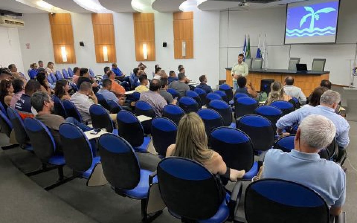 Prefeito de Macaé avalia projetos e define prioridades para 2024 | Macaé