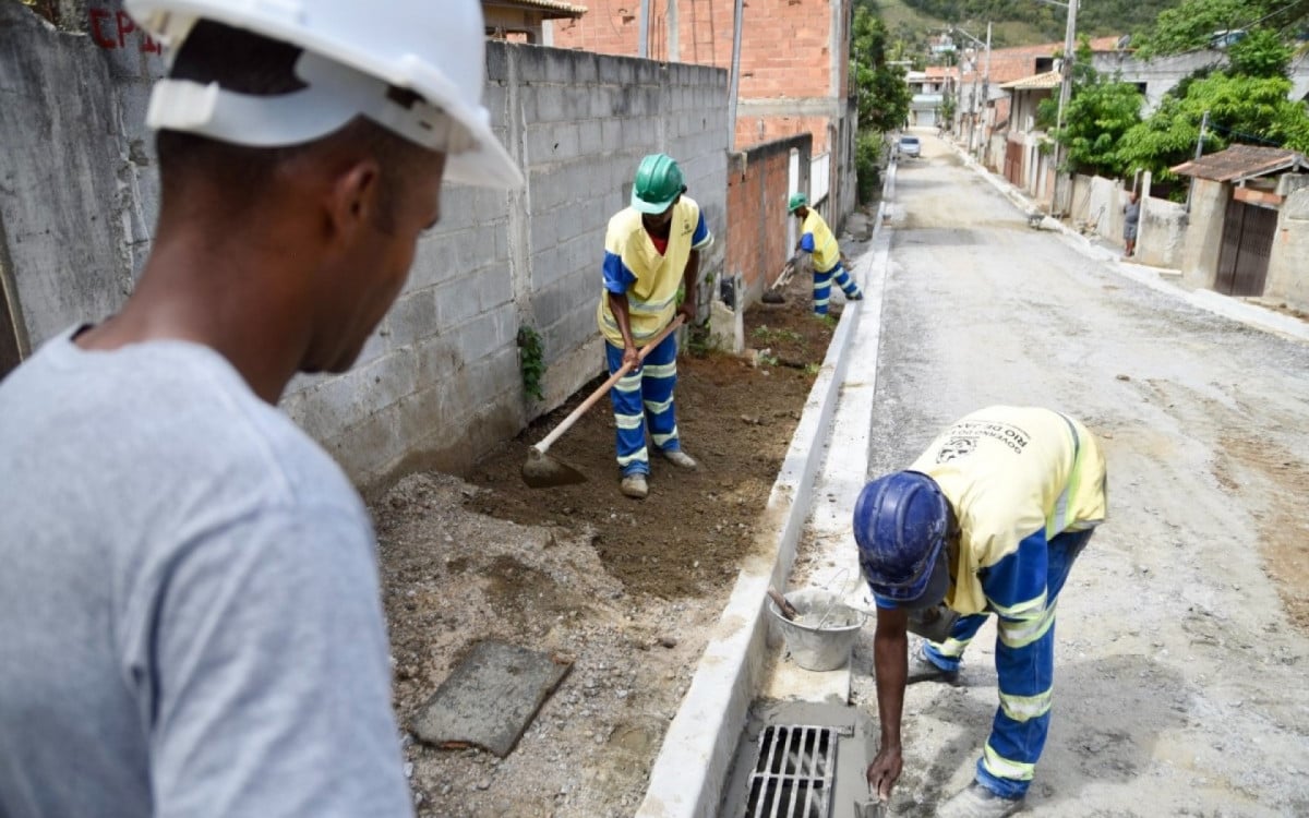 Governo do Estado promove obras no bairro da Colina, em São Pedro da Aldeia | São Pedro da Aldeia