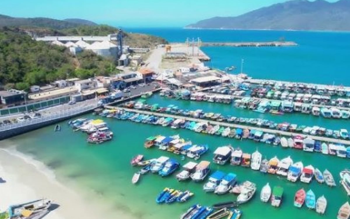 Homem é baleado na Marina dos Pescadores, em Arraial do Cabo | Arraial do Cabo - Rio de Janeiro