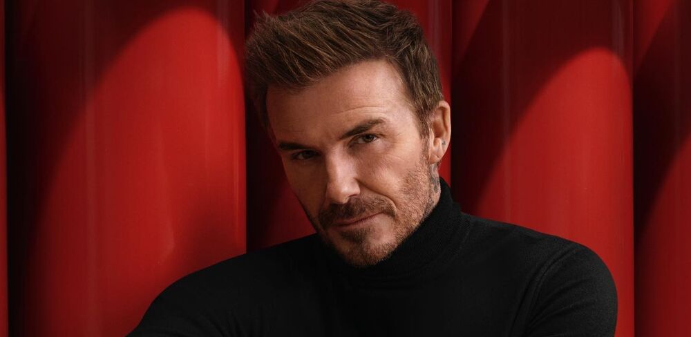 David Beckham conserta a TV de casa de cueca, e web vai à loucura | Enfoco