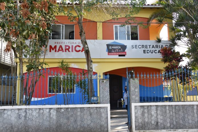 Maricá anuncia aumento de 15% nos salários dos professores | Enfoco