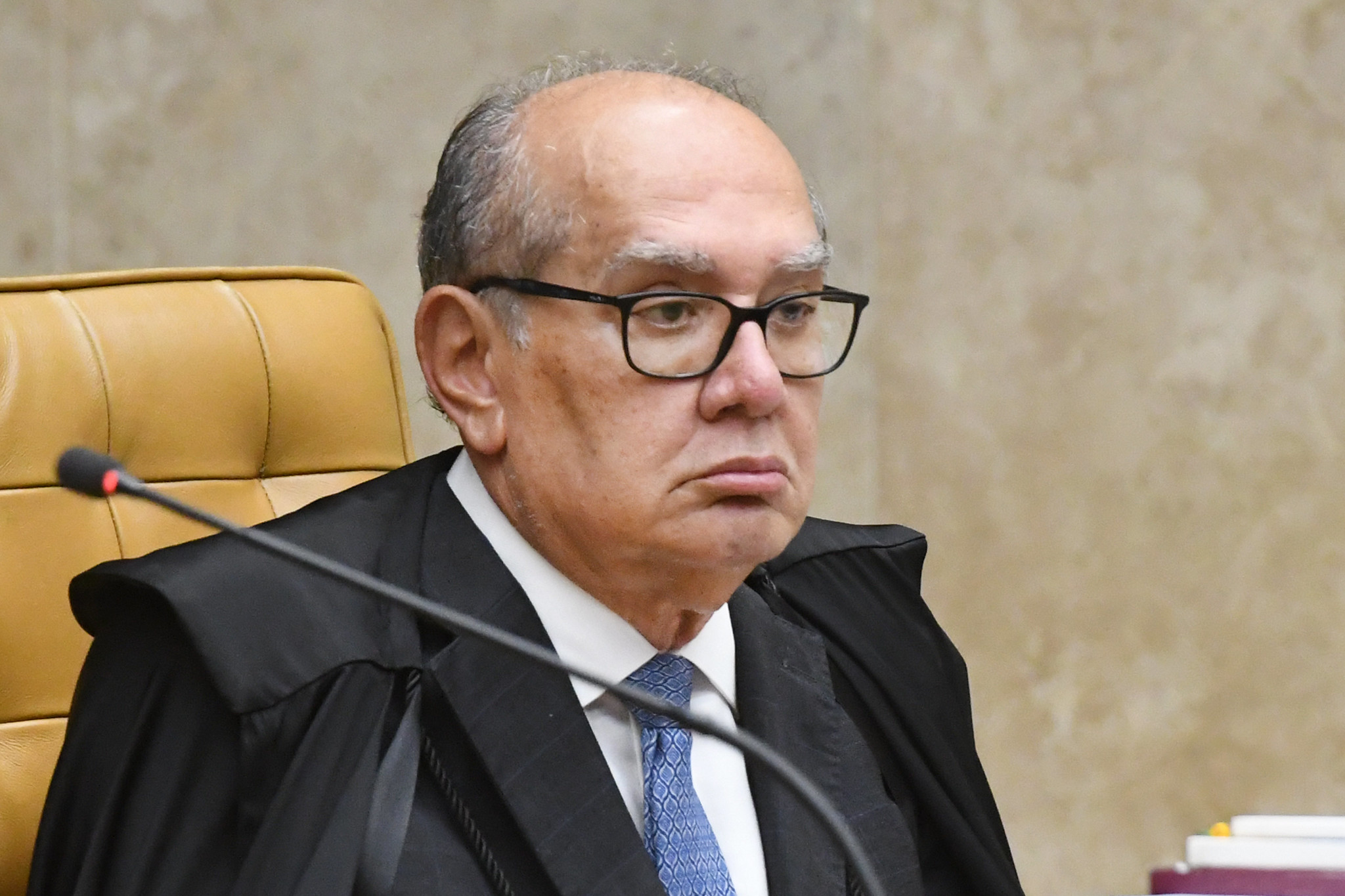 Sem provas, Gilmar responsabiliza Bolsonaro por 8 de janeiro