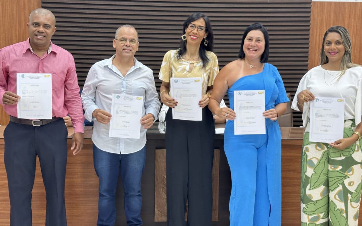 Novos conselheiros tutelares tomam posse na Câmara Municipal de Saquarema | Saquarema