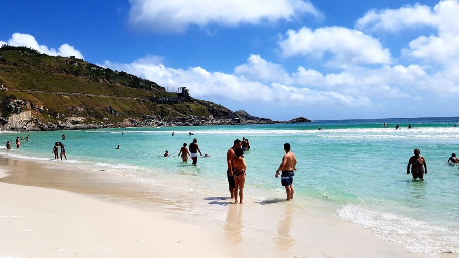 Verão Esportivo de Arraial do Cabo: Altinha, Vôlei, Futevôlei e Muay Thai vão agitar as areias da Praia Grande
