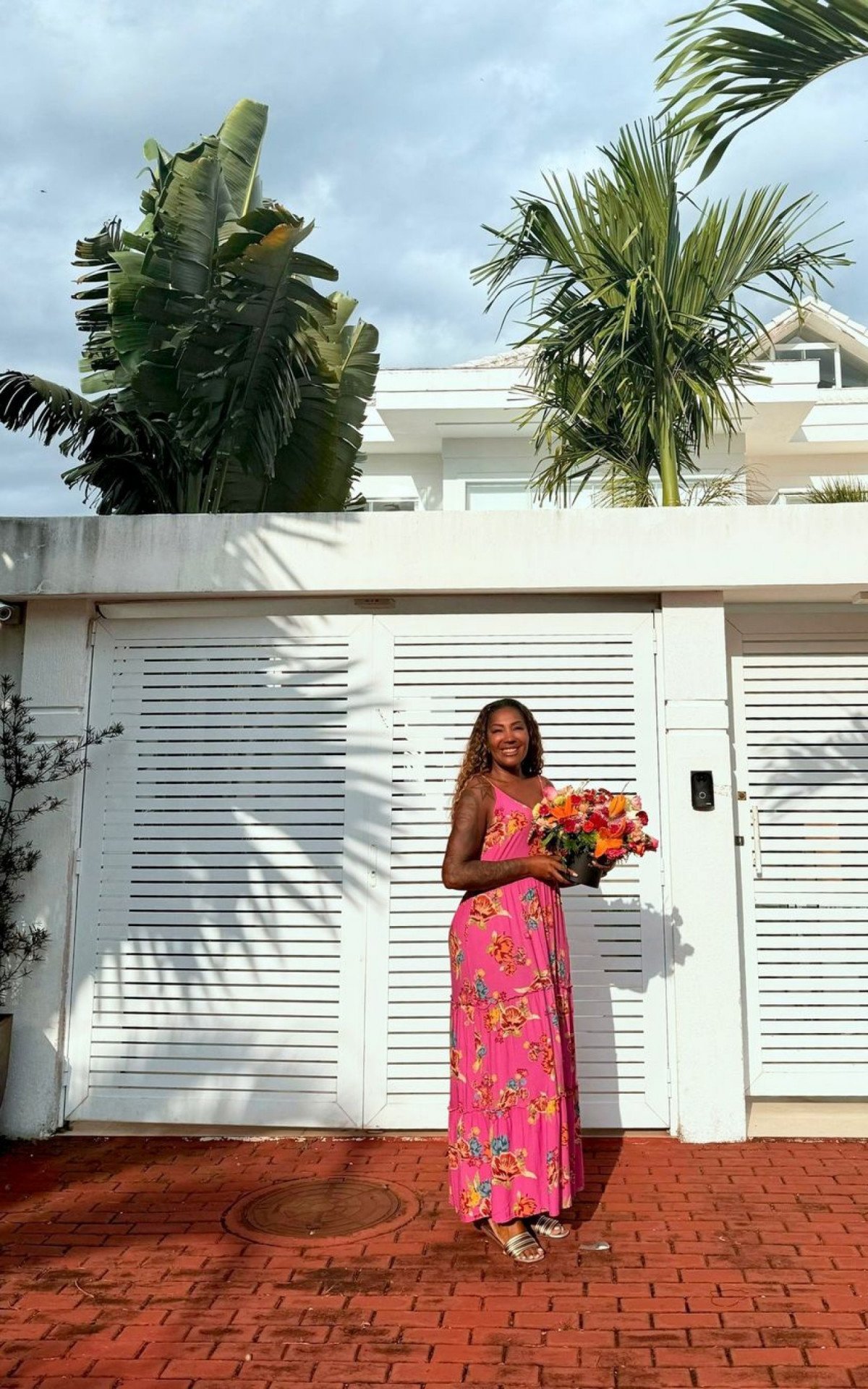 Ludmilla presenteia a mãe com uma mansão: 'Sua felicidade é a minha' | Celebridades
