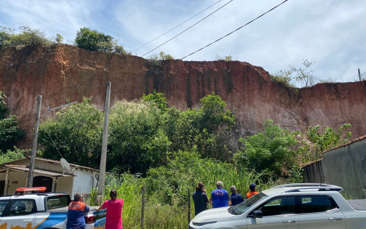 Prefeitura de Saquarema vistoria encostas da cidade em ação conjunta com a Defesa Civil Estadual | Saquarema