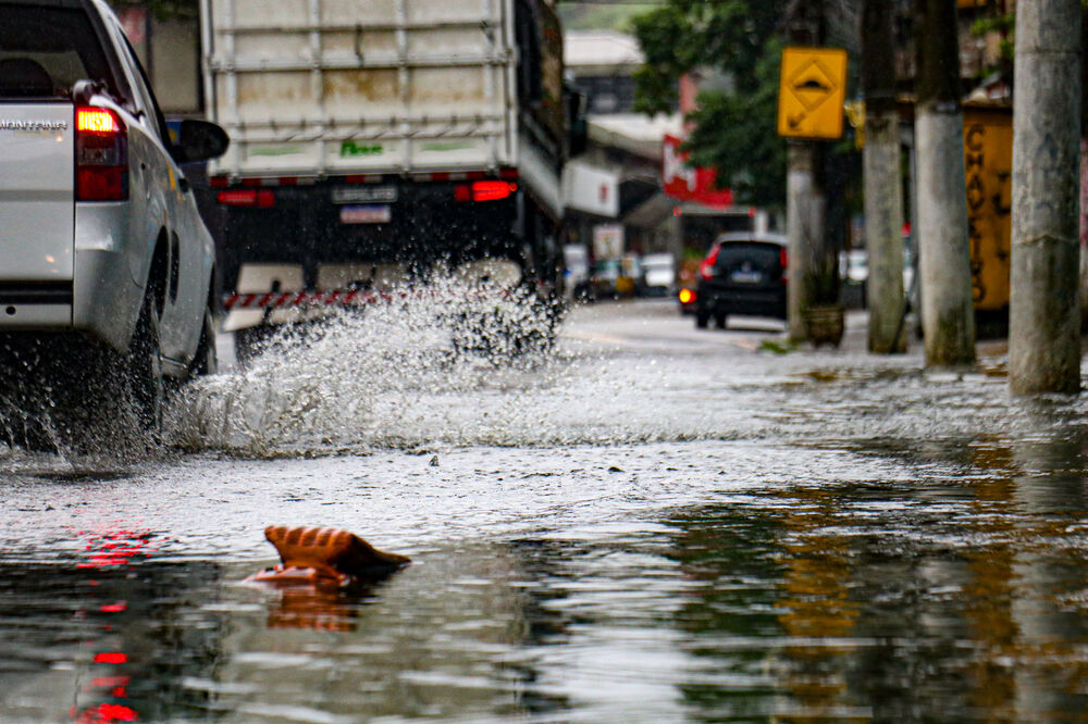 Número de mortos em temporal sobe para sete no estado do Rio | Enfoco