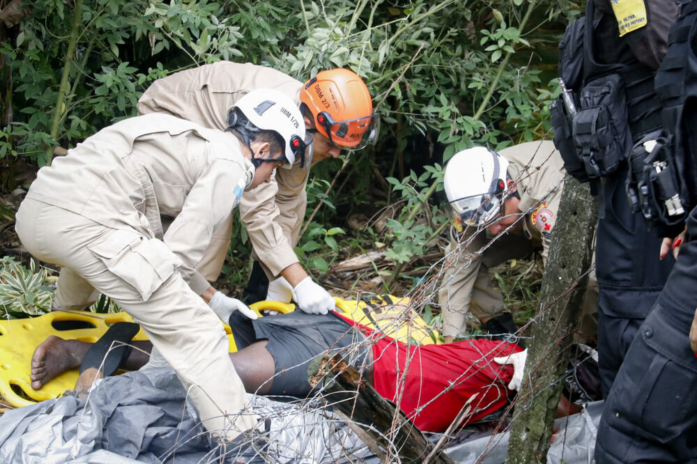 Perseguição termina com suspeito baleado na RJ-106, em Maricá | Enfoco
