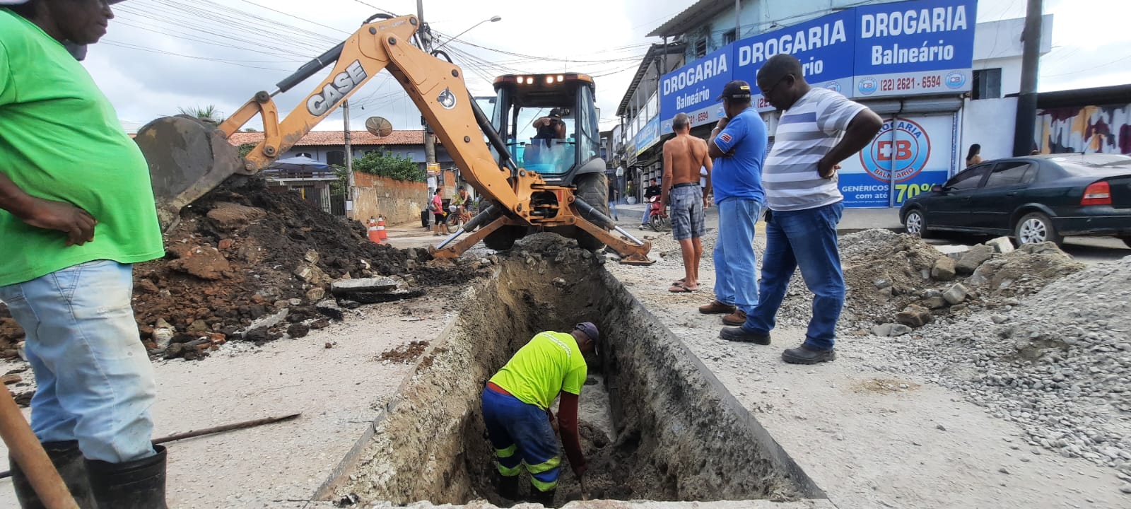 Prefeitura aldeense realiza manilhamento para drenagem de águas pluviais no Parque Dois Meninos