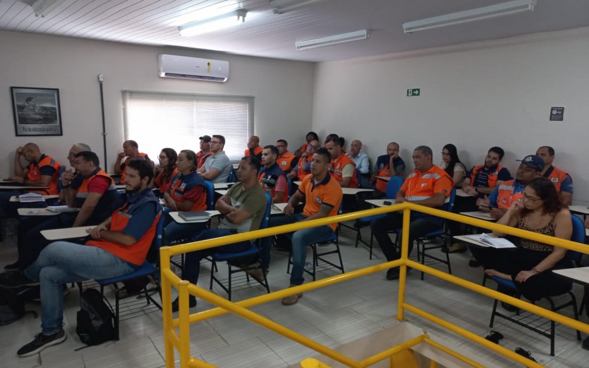 Agentes da Defesa Civil de Saquarema participam de curso sobre Mapeamento e Percepção de Riscos Geológicos | Saquarema