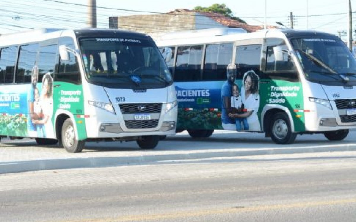 Iguaba entrega novos ônibus para a frota de Transporte de Pacientes | Iguaba Grande