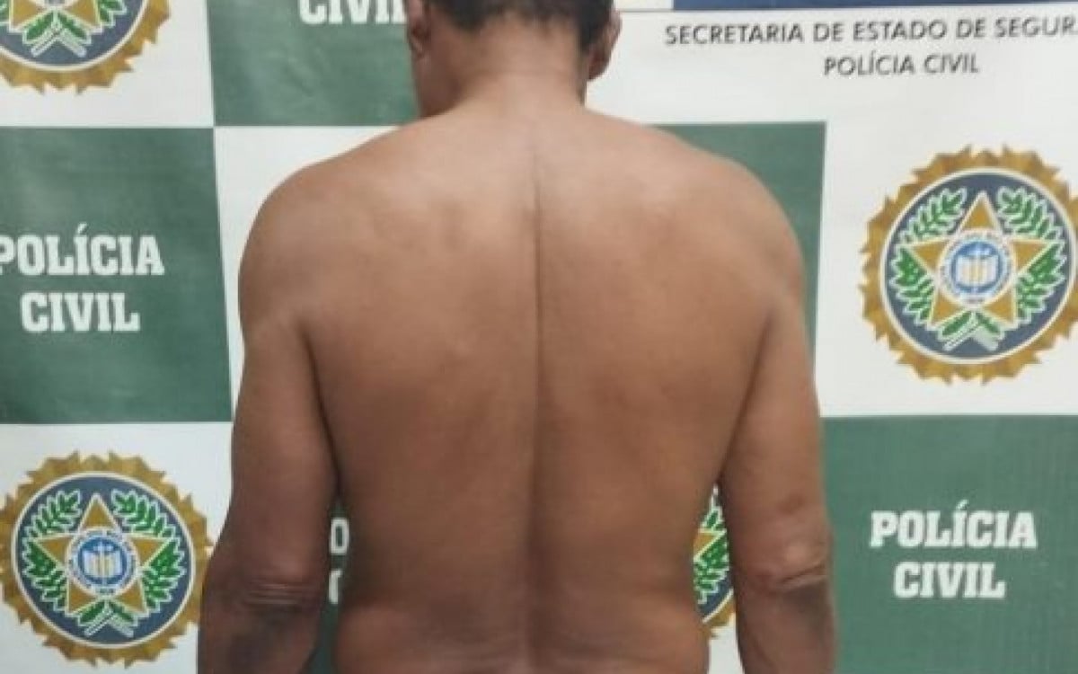 Homem é preso após ameaçar irmãs com facão em Iguaba Grande | Iguaba Grande