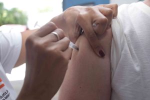 Vacinação contra a gripe poderá ser agendada em Niterói | Enfoco