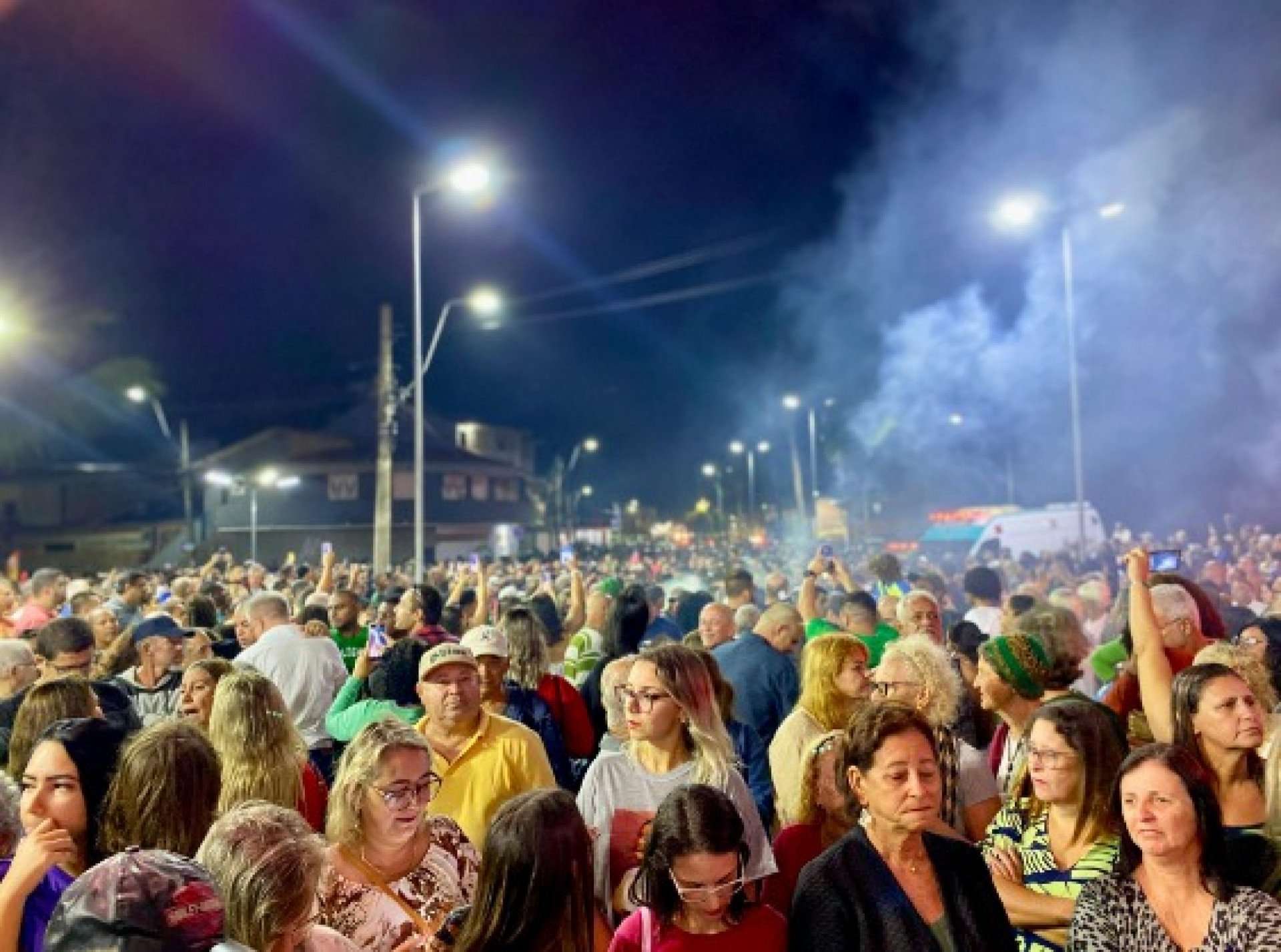 Multidão acompanha inauguração do Pronto-Socorro de Figueira