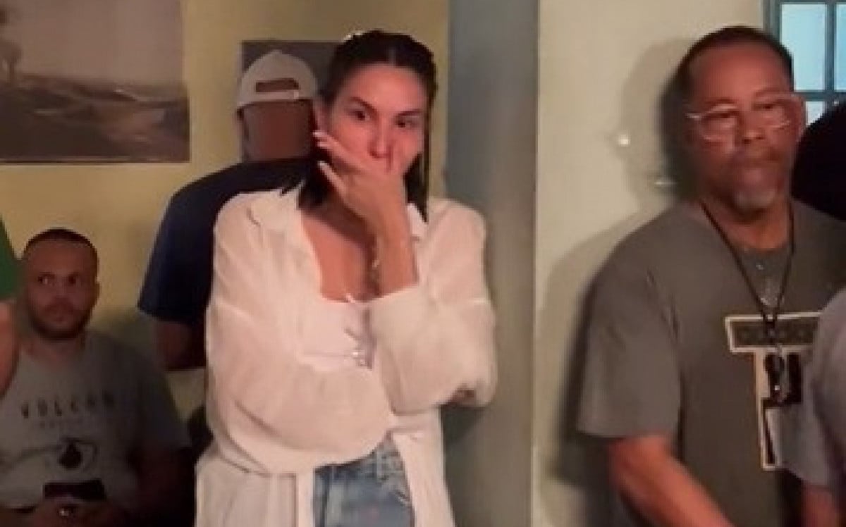 Vídeo! Paulo Vieira mostra namorada chorando enquanto grava cena de velório | Televisão