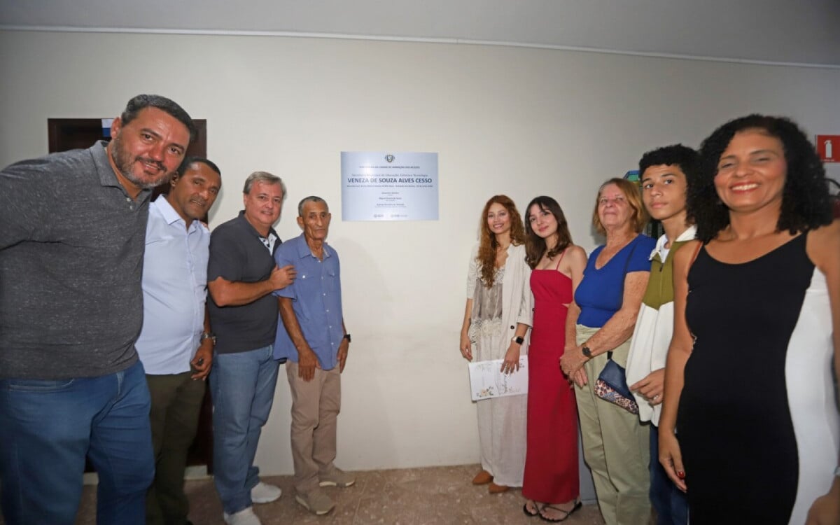 Prefeitura de Búzios inaugura nova sede da Secretaria de Educação e homenageia Veneza de Souza Alves Cesso | Búzios