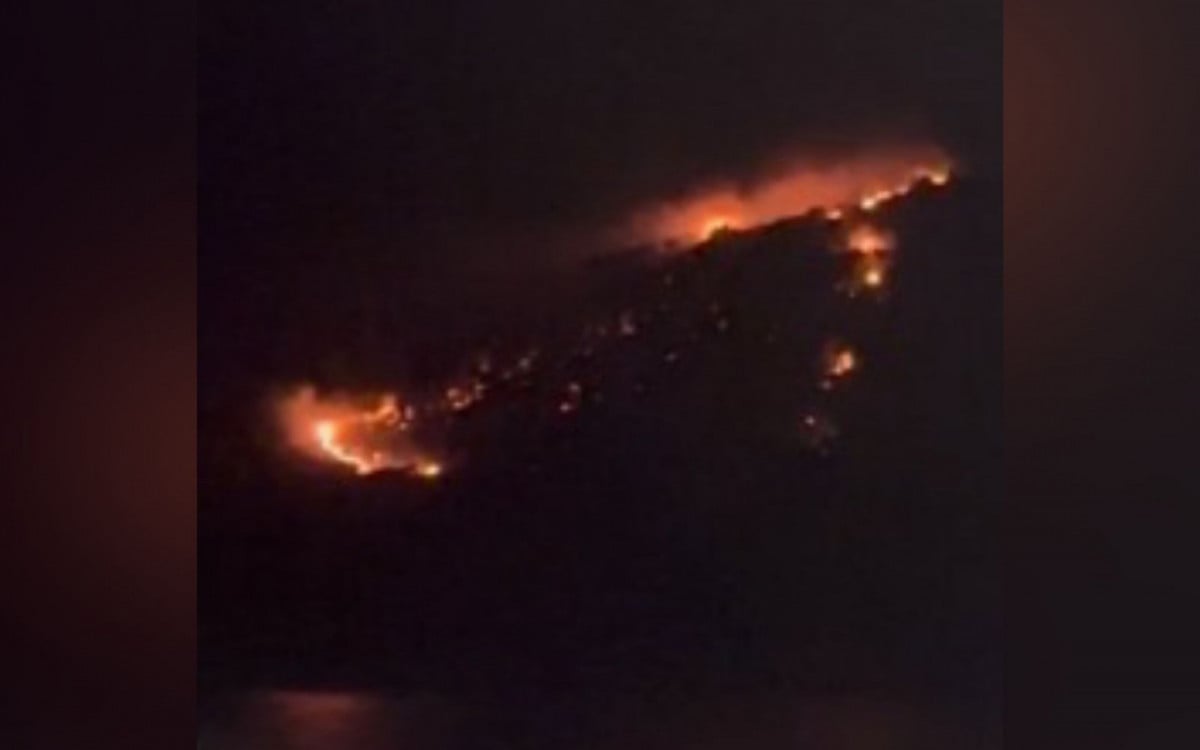 Três incêndios atingem Arraial do Cabo em um único dia | Arraial do Cabo - Rio de Janeiro
