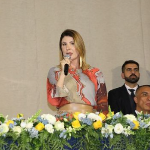 Prefeita de Saquarema recebe apoio da população e da Câmara de Vereadores após afastamento | Saquarema