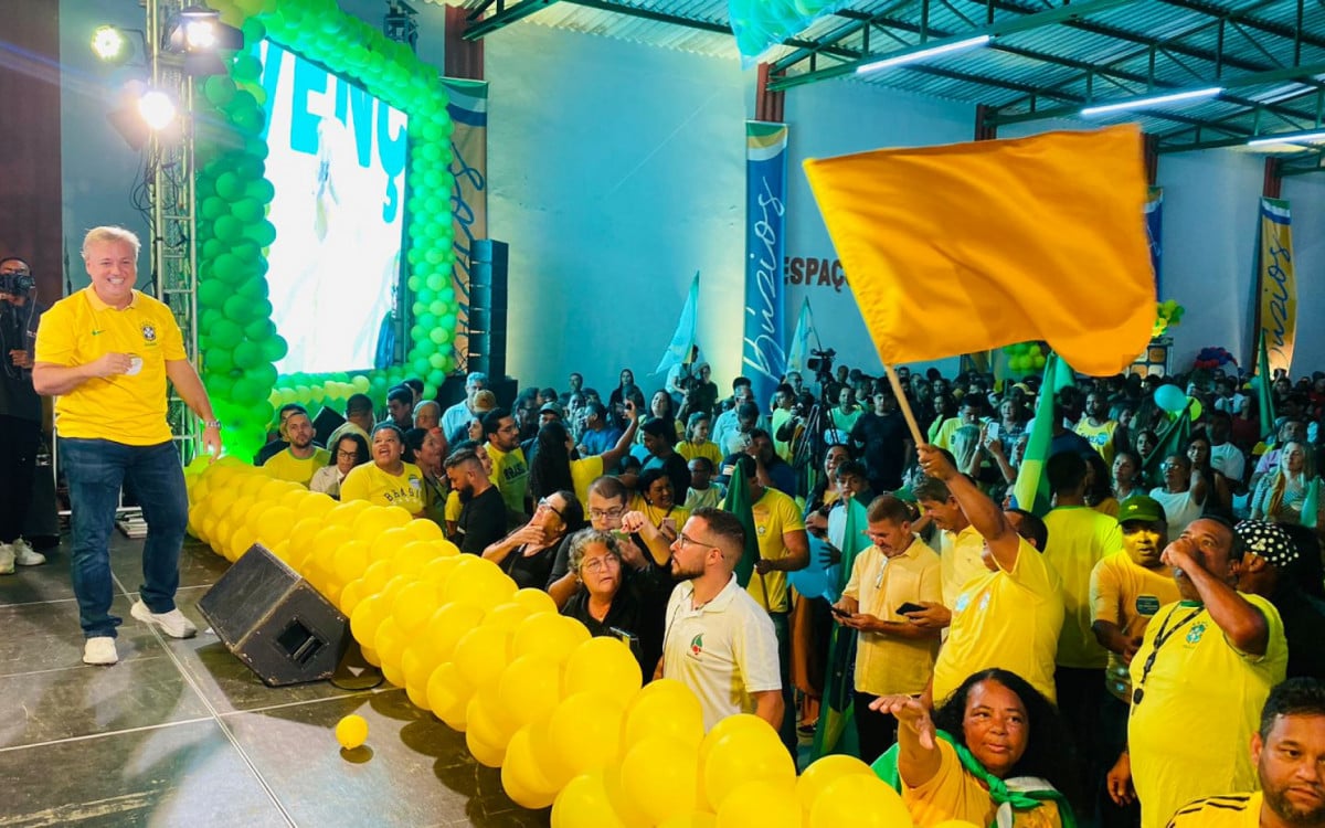 Alexandre Martins, Prefeito de Búzios, é oficializado candidato a reeleição em convenção do Republicanos | Búzios