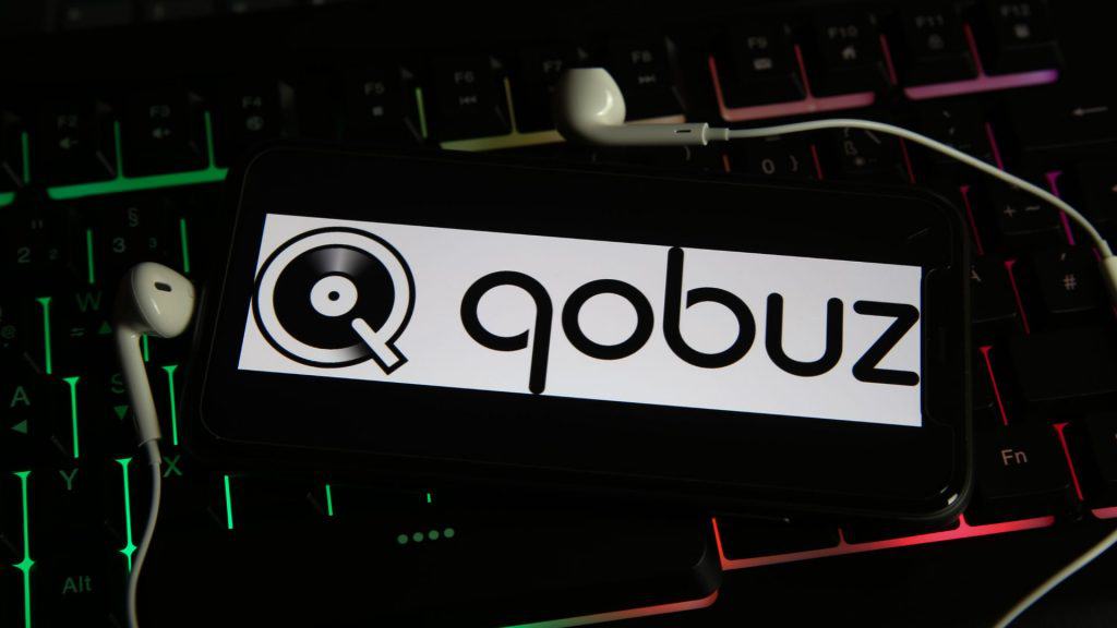 Logo do Qobuz representando uma plataforma de streaming