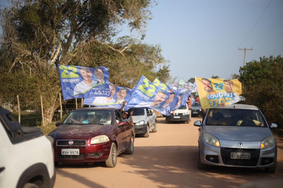 Caminhada de Serginho, candidato a prefeito, percorrendo a zona rural.