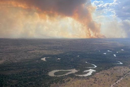 fogo na Serra do Amolar, no Pantanal do Mato Grosso do Sul