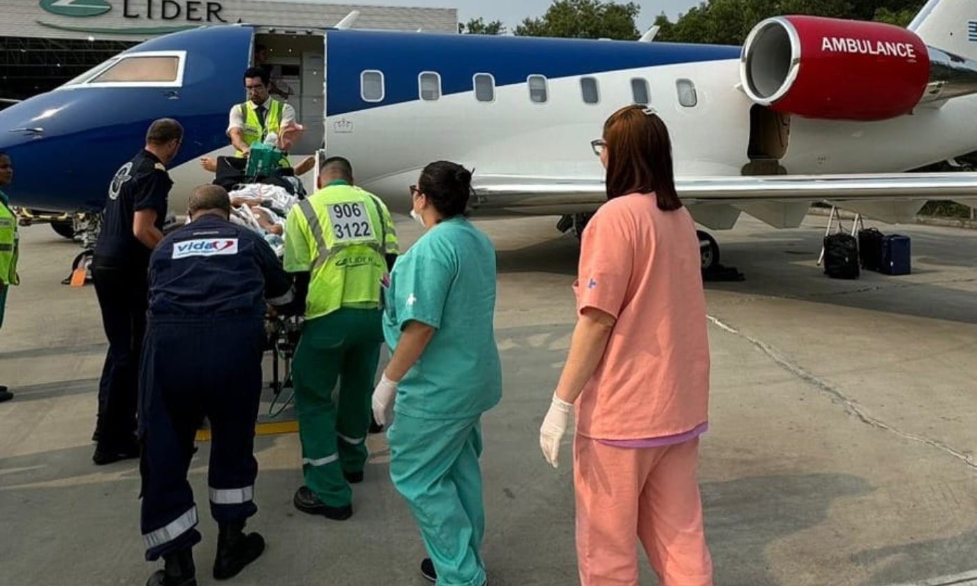 Turista que se acidentou em passeio de barco deixa hospital | Enfoco