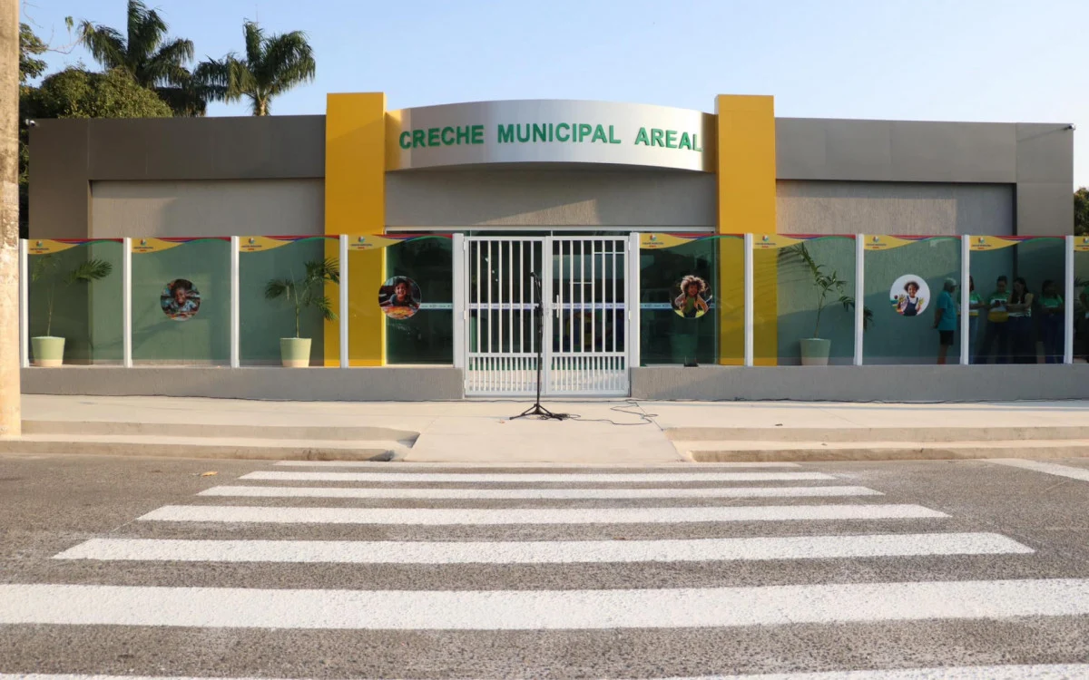 Prefeitura de Araruama inaugura nova Creche Municipal no bairro Areal