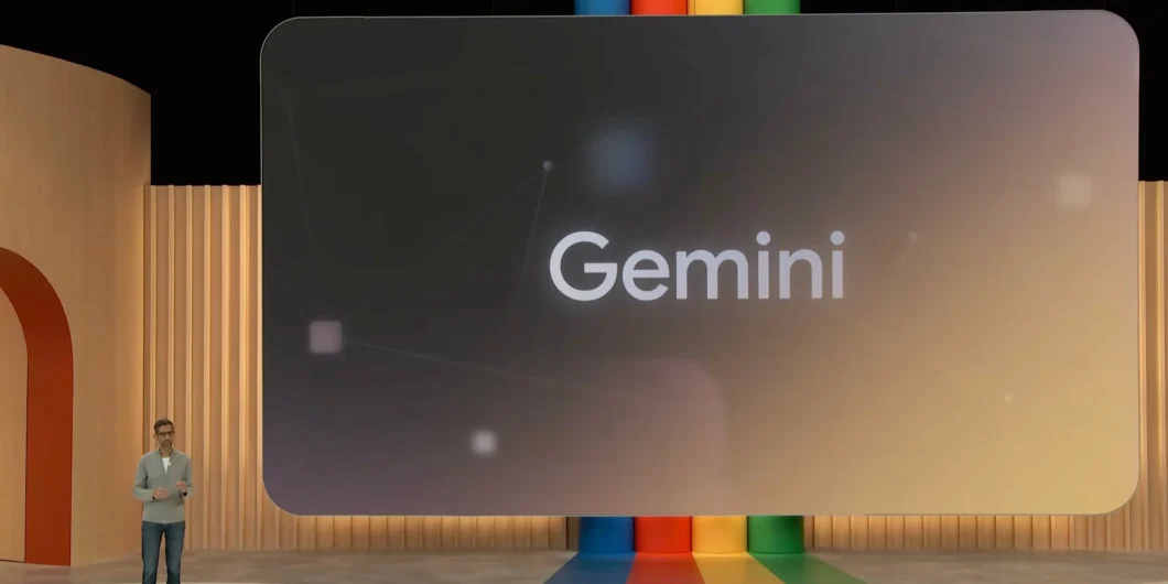 CEO do Google Sundar Pichai apresentando o projeto Gemini no Google I/O 2023