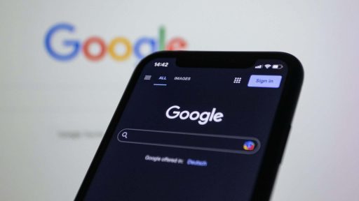 Google no PC e celular via Bastian Riccardi/Pexels