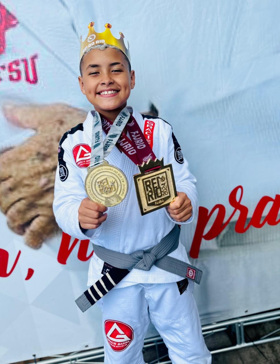 Atleta mirim de Arraial do Cabo é bicampeão de campeonato de Jiu-Jitsu — RC24H