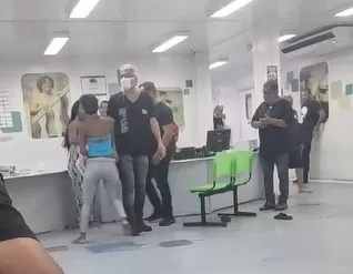 Demora no atendimento gera confusão na UPA do Parque Burle, em Cabo Frio — RC24H