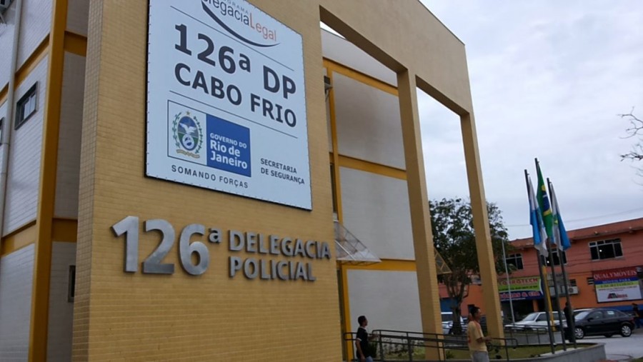 Foragido por matar irmão de um policial militar em São Pedro da Aldeia, é preso em Cabo Frio — RC24H