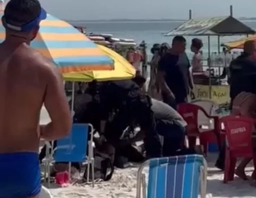 Operação é realizada na Praia do Forte, em Cabo Frio — RC24H