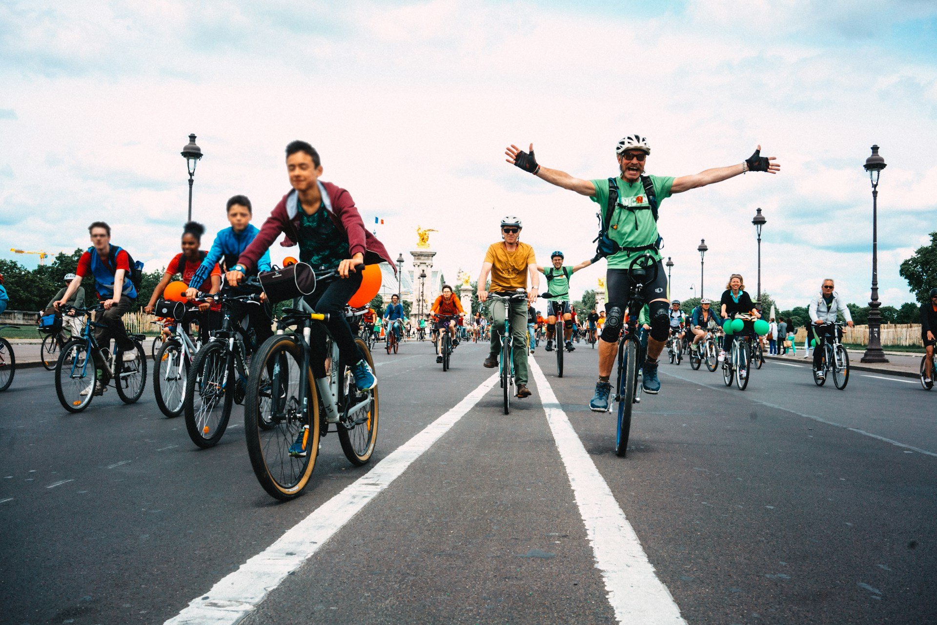 ciclistas em Paris