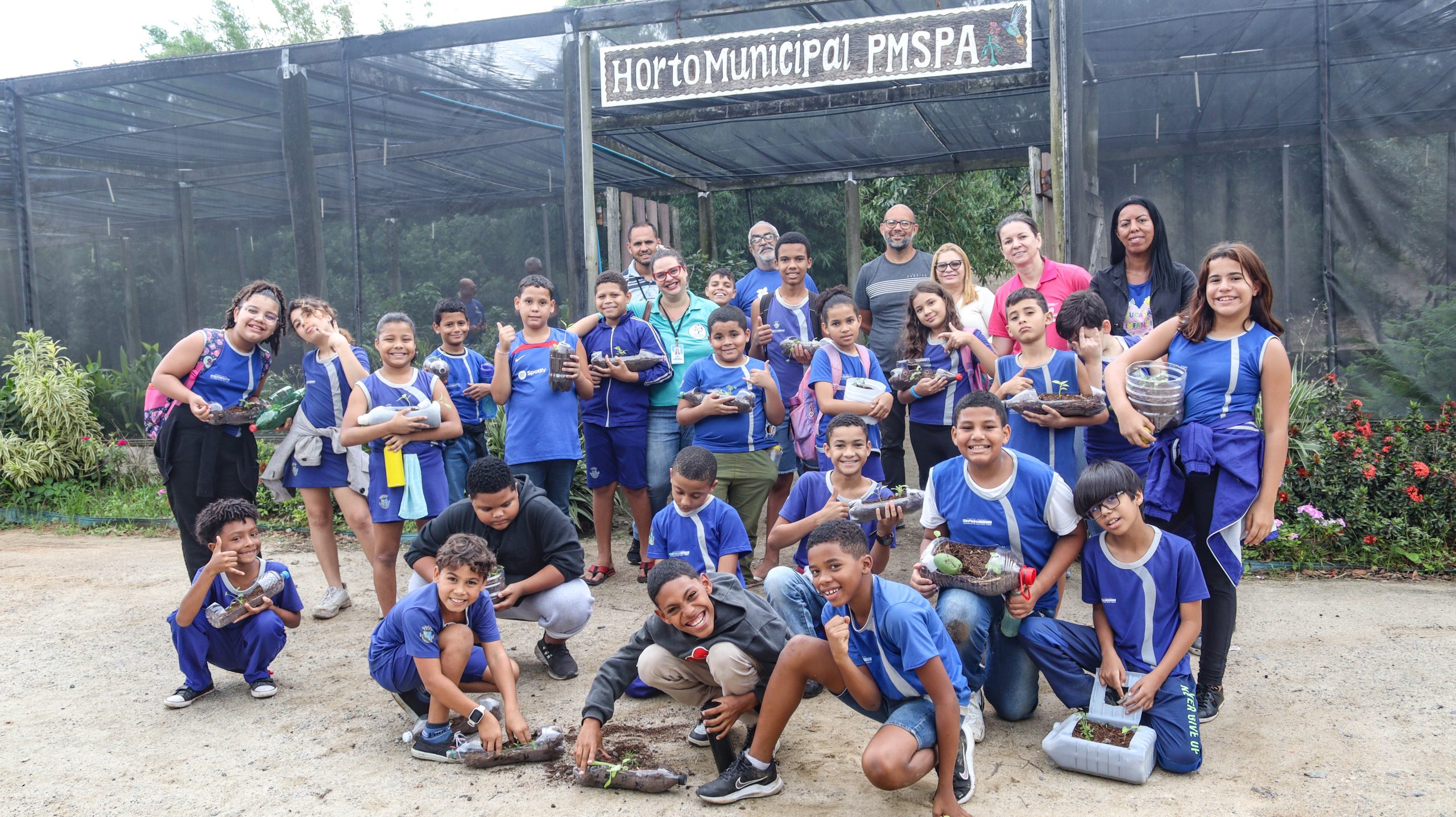 Projeto “Educação Ambiental na Prática” incentiva o cultivo de hortaliças em São Pedro da Aldeia