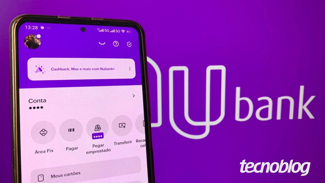 Tela do aplicativo do Nubank exibida em smartphone