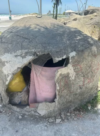 Estrutura desmontada em Cabo Frio