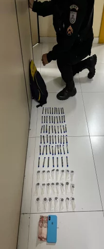 Adolescente é detido com maconha e cocaína em Araruama — RC24H