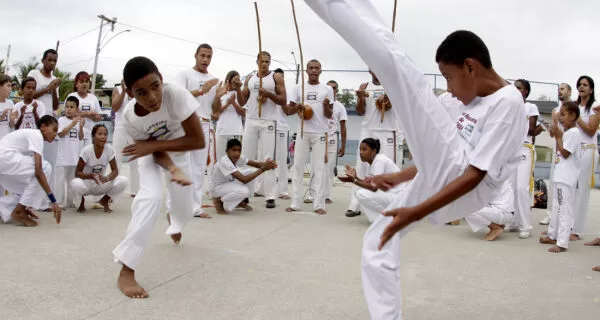 Araruama realiza Festival de Capoeira para crianças com batizado e aulão — RC24H