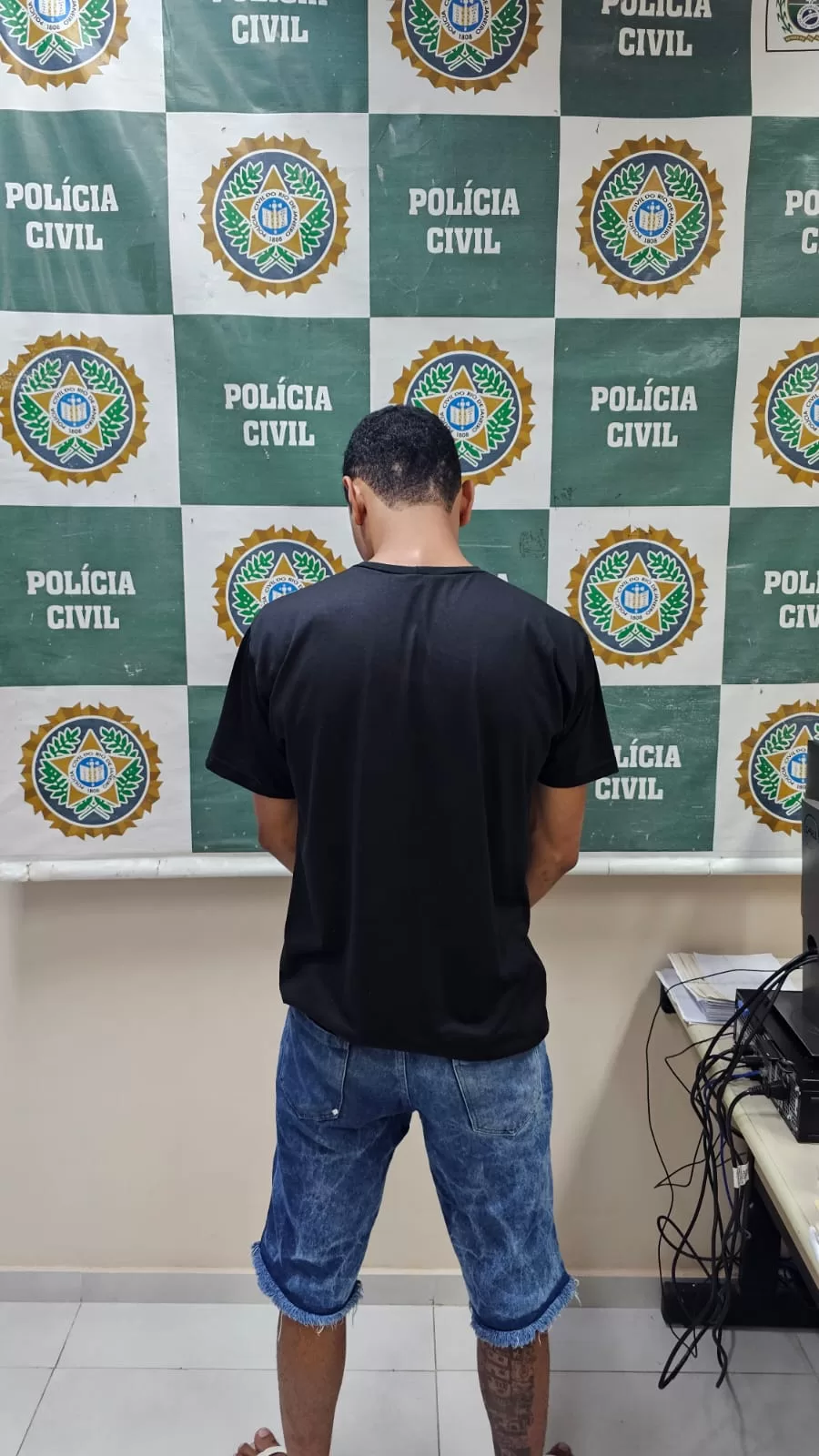 Polícia Civil de Cabo Frio prende acusado de homicídio qualificado — RC24H