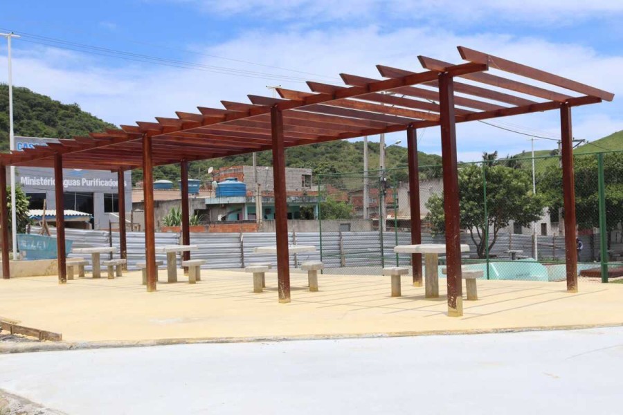 Obras da Praça da Colina avançam em São Pedro da Aldeia